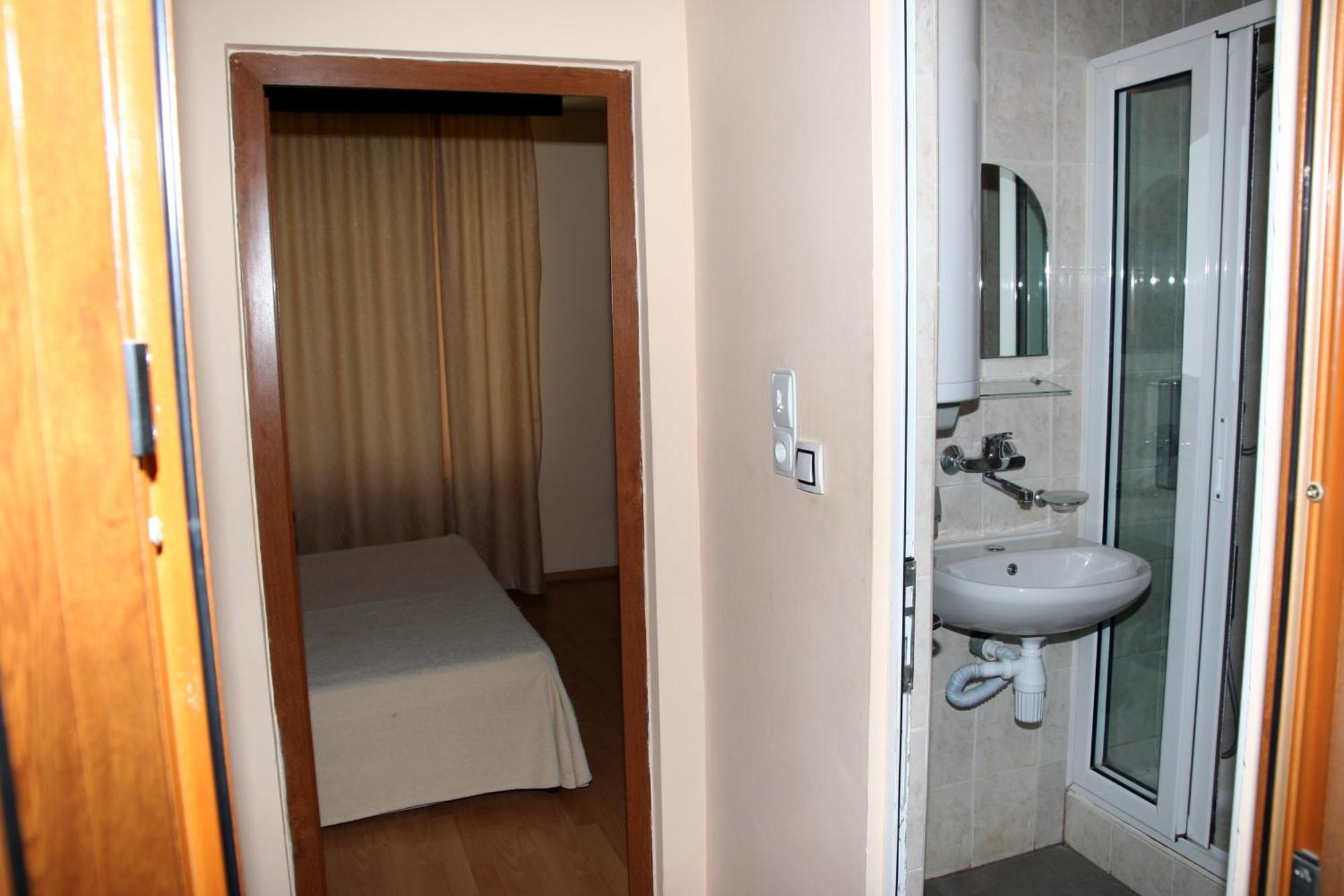 Interrum Hotel Razgrad Pokoj fotografie