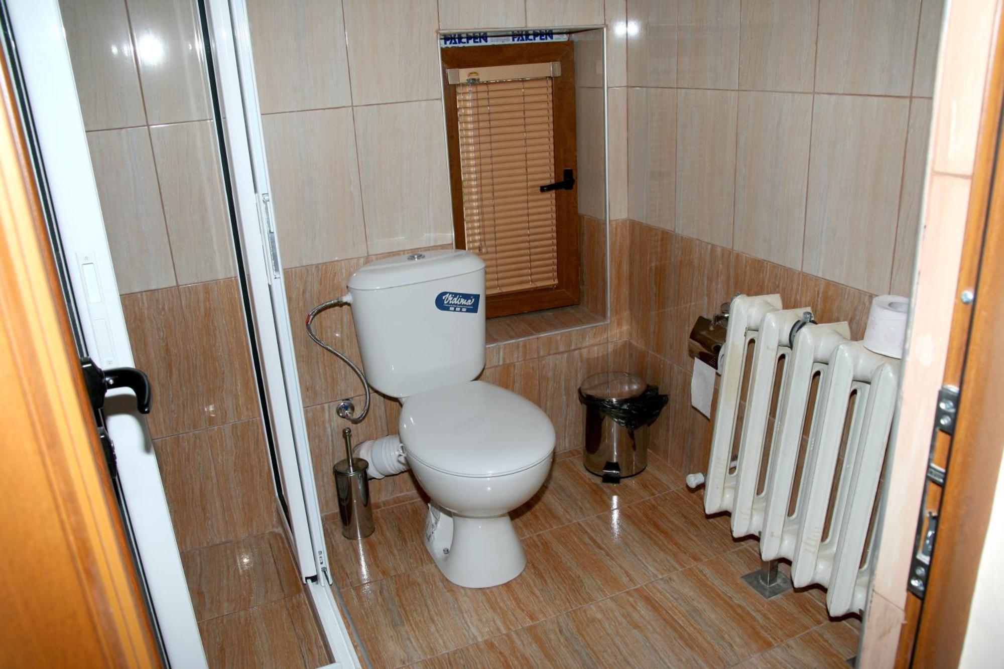 Interrum Hotel Razgrad Pokoj fotografie